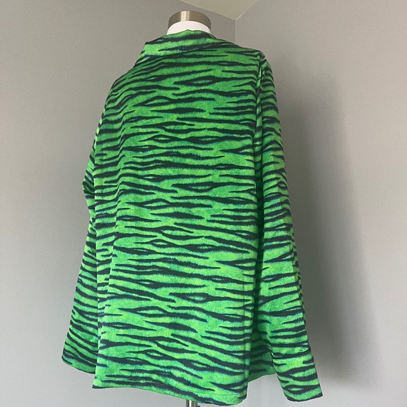 Savage x Fenty Rhianna Animal Print Green Zebra Silky Pajama Blazer Top 2X - Picture 12 of 14